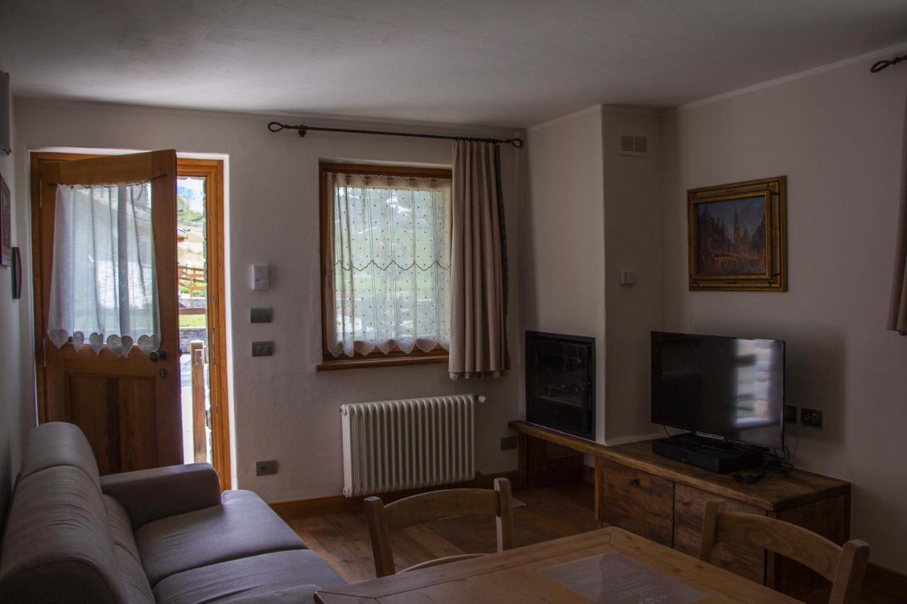 Maison Carrel Elegant 8 Breuil-Cervinia Exterior foto